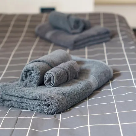 Apartment Mansarda A Due Passi Dal Centro Old2 Brescia